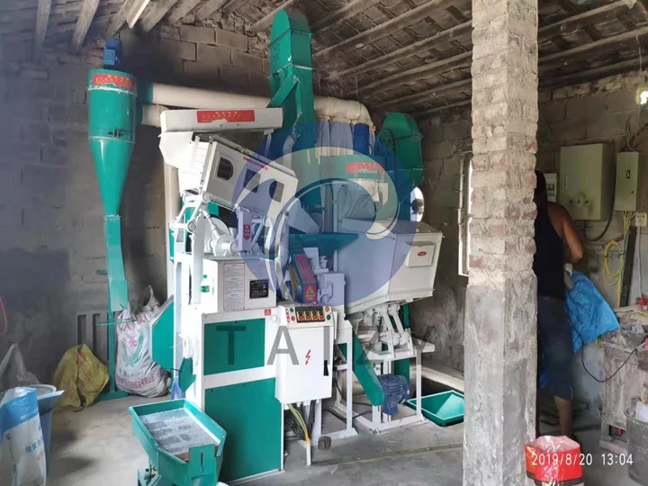 Commercial rice milling machine